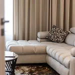 Terrific First-class In Town Center Apartment
