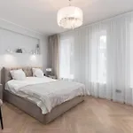 Apartment Terrific First-class In Town Center