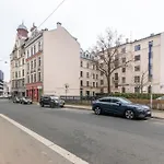 Terrific First-class In Town Center Apartment *