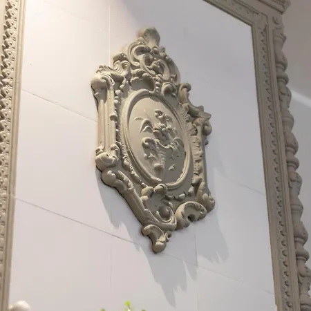 Terrific First-class In Town Center