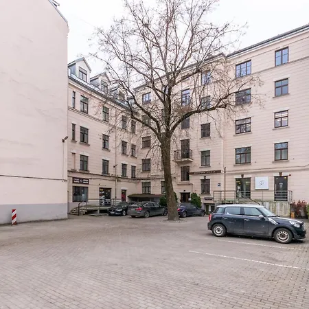 Apartamento Terrific First-class In Town Center