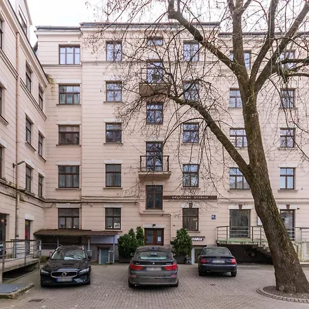 Terrific First-class In Town Center